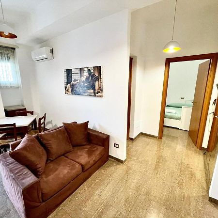 Interno Dieci روما المظهر الخارجي الصورة