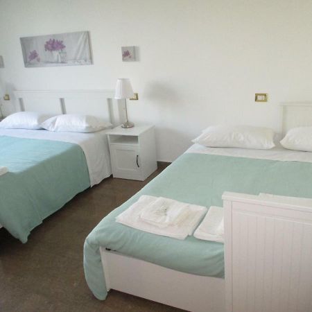 Interno Dieci روما المظهر الخارجي الصورة