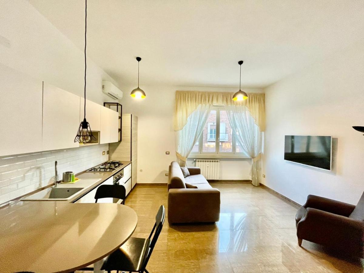 Interno Dieci روما المظهر الخارجي الصورة