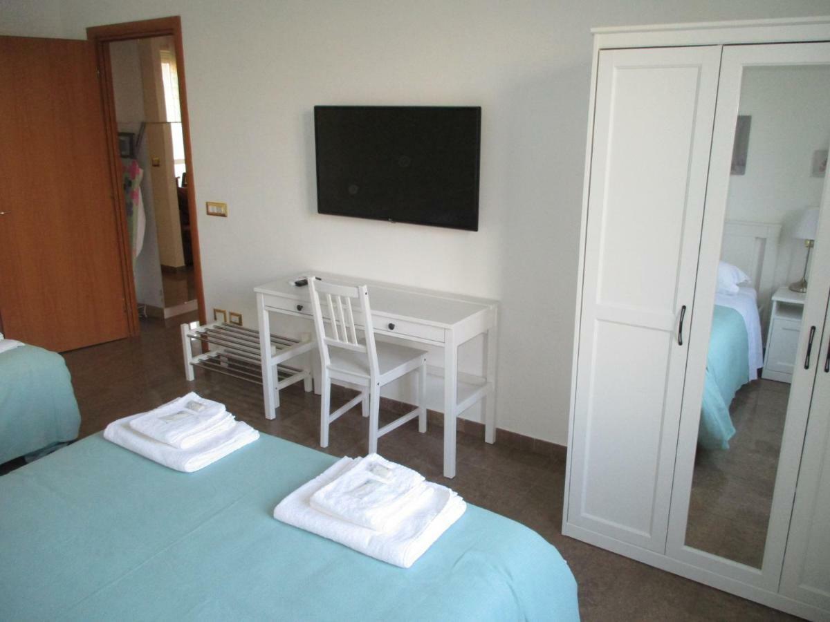 Interno Dieci روما المظهر الخارجي الصورة